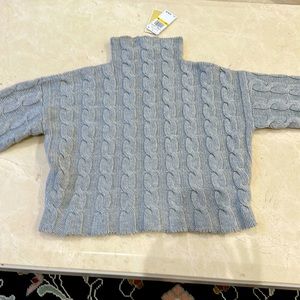 Michael michael Kors gray mock neck cropped sweater